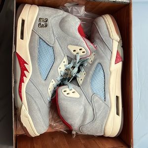 Jordan 5 Trophy Room